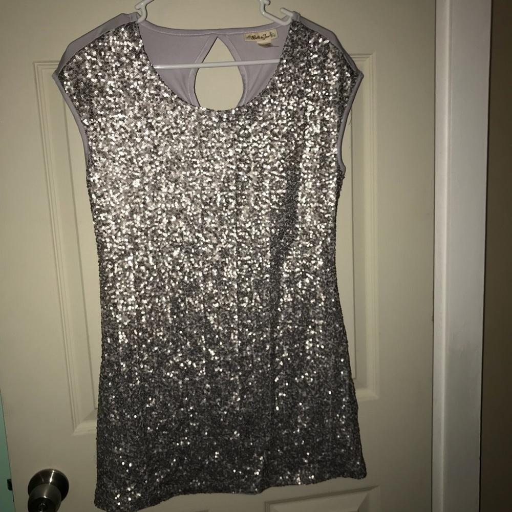 Belle du jour White and Silver Sequin Dress